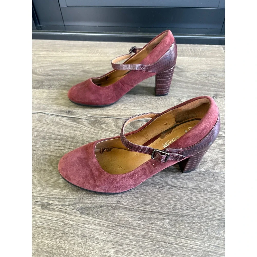 RARE Clarks Collection Burgundy‎ Suede Leather Mary Jane Block Heel Shoes Size 8 - Picture 4 of 9